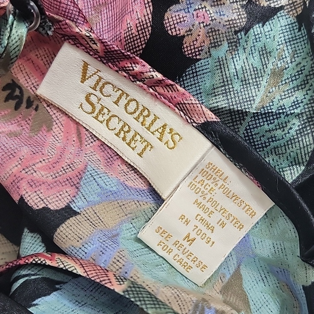 Victoria’s Secret Vintage Floral Slip Dress Nightgown size Medium Lace Accents - Picture 7 of 7